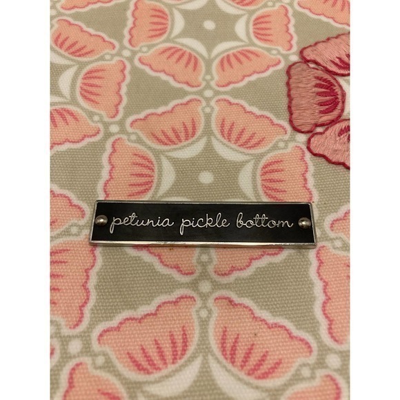 Petunia Pickle Bottom Boxy Backpack Shoulder Diaper Bag Blooming Brixham - Picture 3 of 9